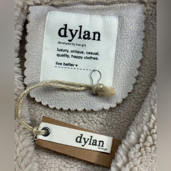 Dylan by True Grit Faux Shearling Vest with Shawl Neck, Size M NWT - Picture 3 of 14